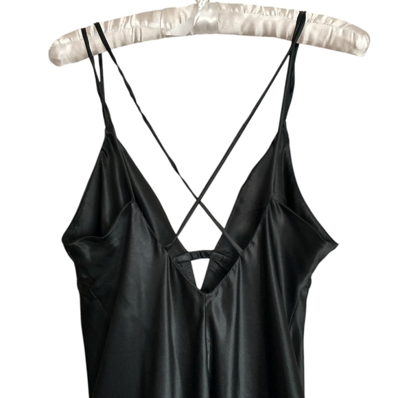Lnner Most Silky Women's Slip Dress - Picture 9 of 12